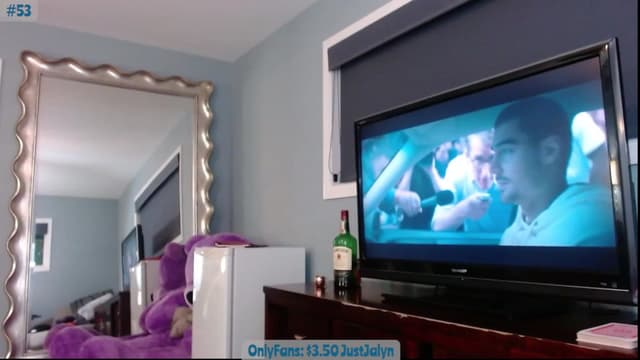 Gallery image thumbnail from Jalyn's myfreecams stream on, 08/23/2023, 24:47 image 10 of 20