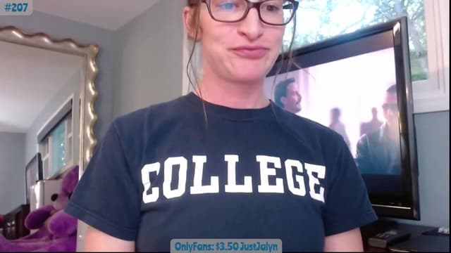 Gallery image thumbnail from Jalyn's myfreecams stream on, 09/28/2023, 24:38 image 7 of 20