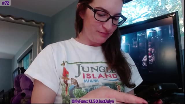 Gallery image thumbnail from Jalyn's myfreecams stream on, 10/10/2023, 23:40 image 4 of 20