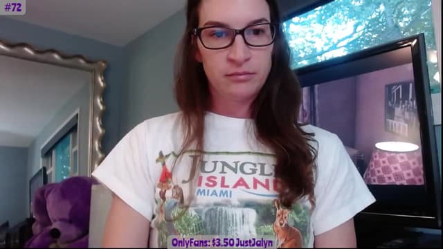 Gallery image thumbnail from Jalyn's myfreecams stream on, 10/10/2023, 23:40 image 9 of 20