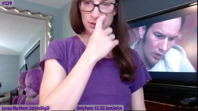 Gallery image thumbnail from Jalyn's myfreecams stream on, 10/21/2023, 24:21 image 2 of 20