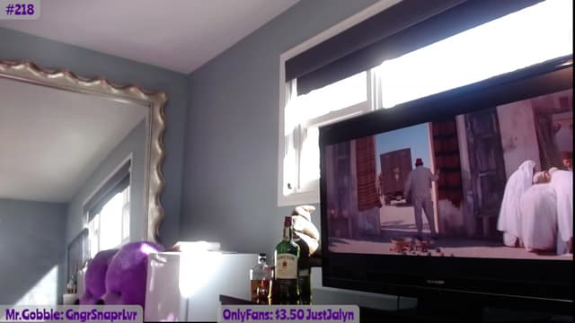 Gallery image thumbnail from Jalyn's myfreecams stream on, 11/18/2023, 16:15 image 18 of 20