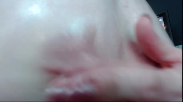 Gallery image thumbnail from Jalyn's myfreecams stream on, 12/18/2023, 03:20 image 13 of 20