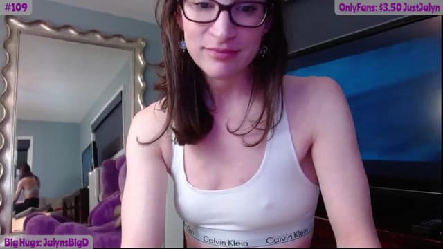 Gallery image thumbnail from Jalyn's myfreecams stream on, 02/22/2024, 01:58 image 16 of 20