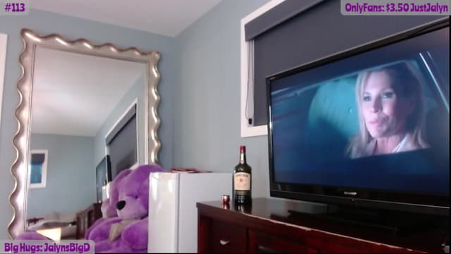 Gallery image thumbnail from Jalyn's myfreecams stream on, 02/24/2024, 01:17 image 6 of 20