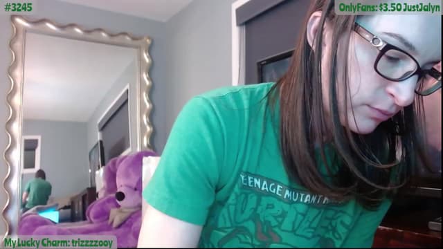 Gallery image thumbnail from Jalyn's myfreecams stream on, 03/02/2024, 03:01 image 6 of 20