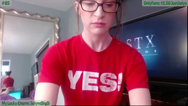 Gallery image thumbnail from Jalyn's myfreecams stream on, 03/12/2024, 24:01 image 14 of 20