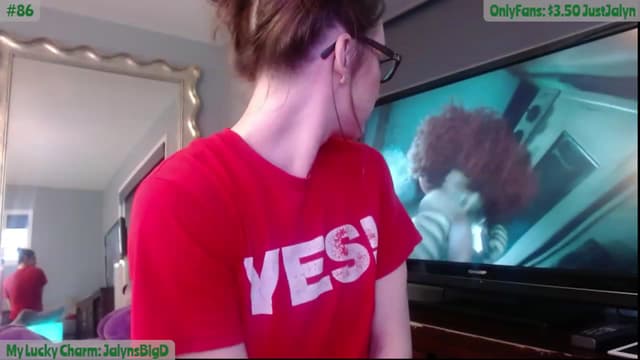 Gallery image thumbnail from Jalyn's myfreecams stream on, 03/12/2024, 24:01 image 6 of 20