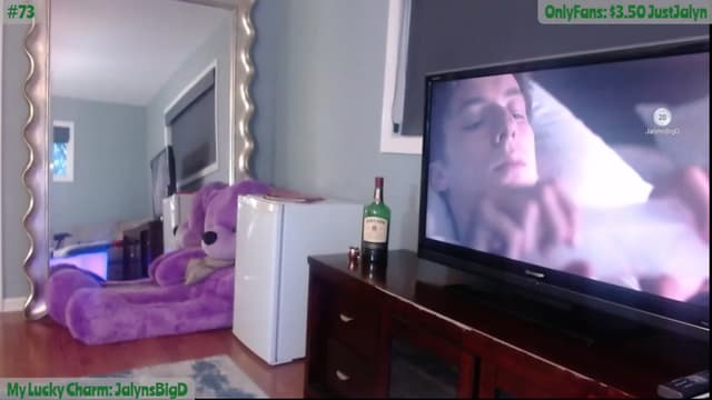 Gallery image thumbnail from Jalyn's myfreecams stream on, 03/13/2024, 24:05 image 11 of 20