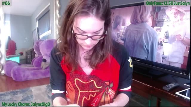 Gallery image thumbnail from Jalyn's myfreecams stream on, 03/17/2024, 19:51 image 18 of 20