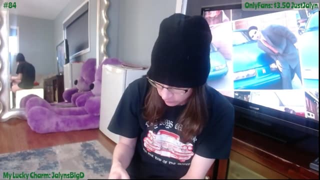 Gallery image thumbnail from Jalyn's myfreecams stream on, 03/23/2024, 23:46 image 1 of 20