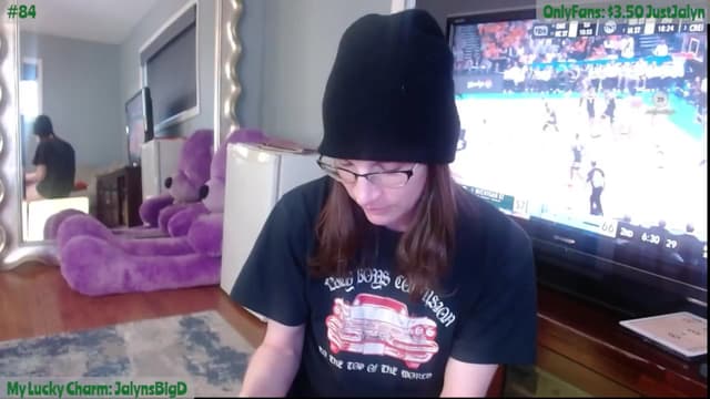 Gallery image thumbnail from Jalyn's myfreecams stream on, 03/23/2024, 23:46 image 5 of 20