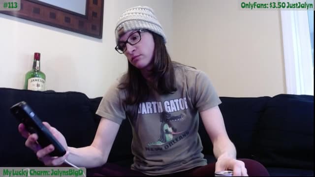 Gallery image thumbnail from Jalyn's myfreecams stream on, 03/28/2024, 24:36 image 3 of 20