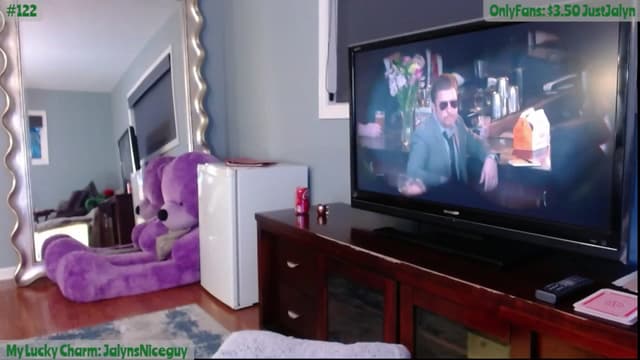 Gallery image thumbnail from Jalyn's myfreecams stream on, 03/30/2024, 24:28 image 19 of 20