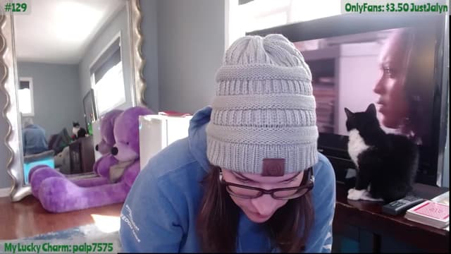 Gallery image thumbnail from Jalyn's myfreecams stream on, 03/31/2024, 18:36 image 3 of 20