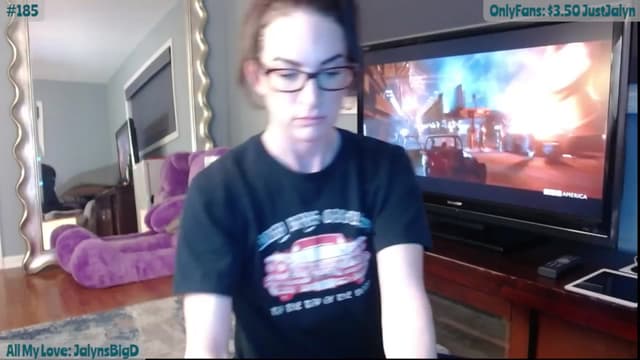 Gallery image thumbnail from Jalyn's myfreecams stream on, 04/12/2024, 24:01 image 15 of 20