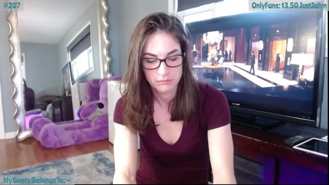 Gallery image thumbnail from Jalyn's myfreecams stream on, 04/12/2024, 22:58 image 4 of 20
