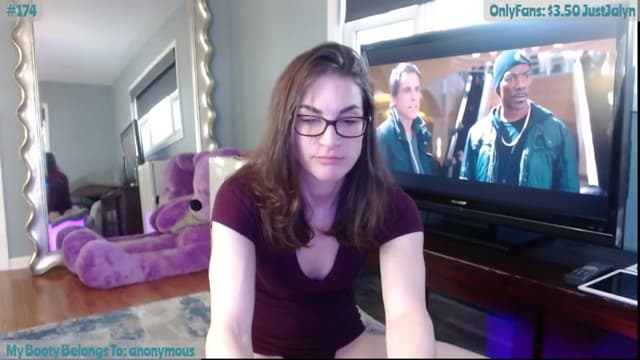 Gallery image thumbnail from Jalyn's myfreecams stream on, 04/12/2024, 23:13 image 15 of 20