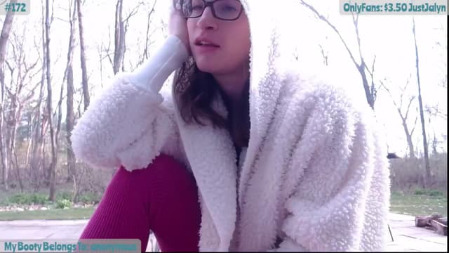 Gallery image thumbnail from Jalyn's myfreecams stream on, 04/13/2024, 24:29 image 3 of 20