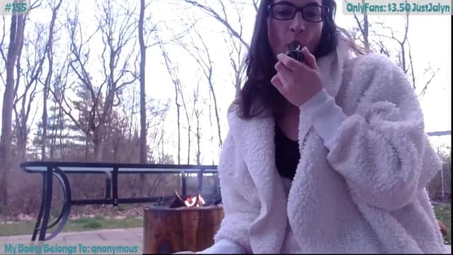 Gallery image thumbnail from Jalyn's myfreecams stream on, 04/13/2024, 24:29 image 8 of 20