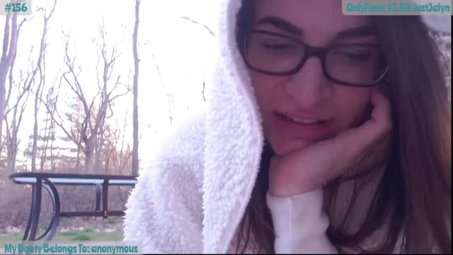 Gallery image thumbnail from Jalyn's myfreecams stream on, 04/13/2024, 24:29 image 17 of 20