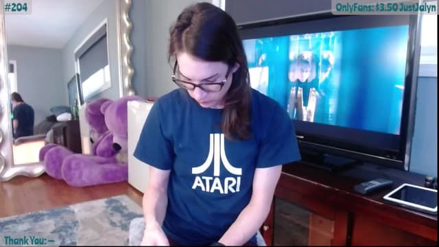 Gallery image thumbnail from Jalyn's myfreecams stream on, 04/17/2024, 23:18 image 1 of 20