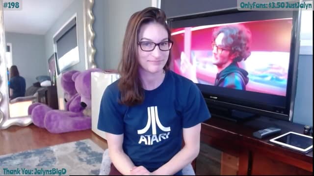 Gallery image thumbnail from Jalyn's myfreecams stream on, 04/17/2024, 23:18 image 14 of 20