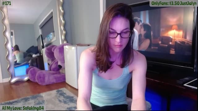 Gallery image thumbnail from Jalyn's myfreecams stream on, 04/25/2024, 24:57 image 19 of 20