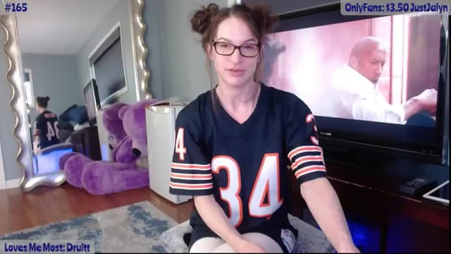 Gallery image thumbnail from Jalyn's myfreecams stream on, 04/25/2024, 23:50 image 8 of 20