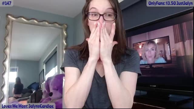 Gallery image thumbnail from Jalyn's myfreecams stream on, 04/28/2024, 17:15 image 12 of 20