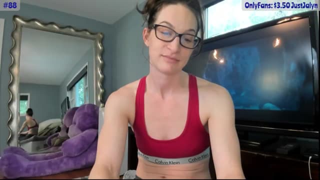 Gallery image thumbnail from Jalyn's myfreecams stream on, 06/06/2024, 23:44 image 14 of 20
