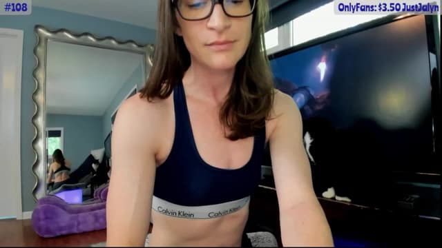 Gallery image thumbnail from Jalyn's myfreecams stream on, 06/20/2024, 24:26 image 10 of 20