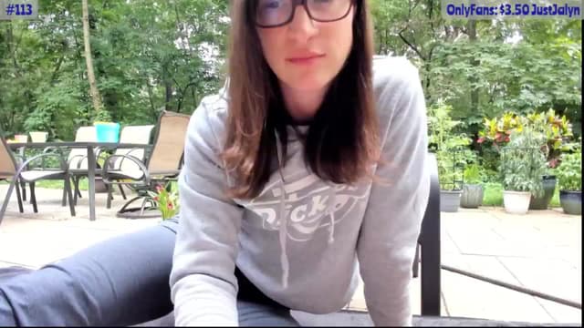 Gallery image thumbnail from Jalyn's myfreecams stream on, 06/28/2024, 24:54 image 15 of 20