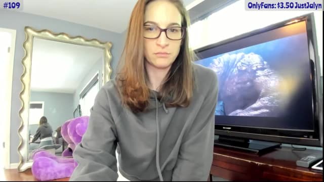 Gallery image thumbnail from Jalyn's myfreecams stream on, 06/29/2024, 18:44 image 12 of 20