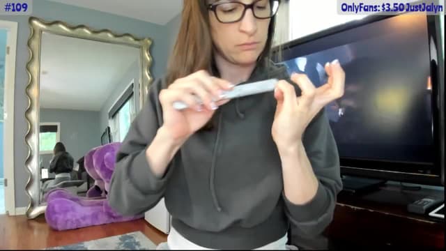 Gallery image thumbnail from Jalyn's myfreecams stream on, 06/29/2024, 18:44 image 5 of 20