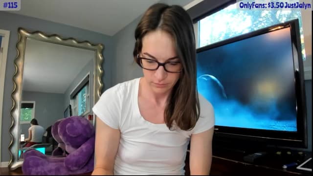 Gallery image thumbnail from Jalyn's myfreecams stream on, 06/30/2024, 16:06 image 1 of 20