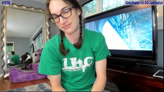Gallery image thumbnail from Jalyn's myfreecams stream on, 07/02/2024, 01:24 image 13 of 20