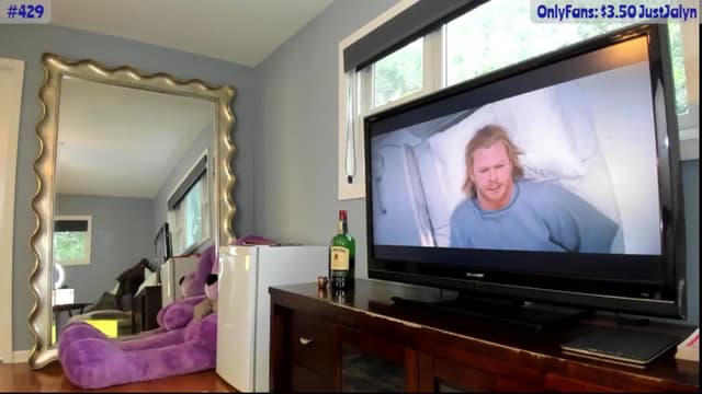 Gallery image thumbnail from Jalyn's myfreecams stream on, 07/07/2024, 19:52 image 19 of 20