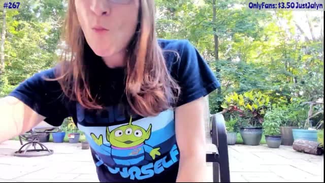 Gallery image thumbnail from Jalyn's myfreecams stream on, 07/12/2024, 24:02 image 8 of 20
