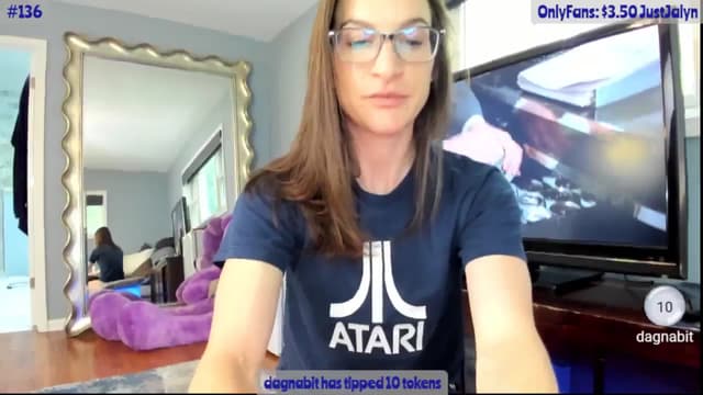 Gallery image thumbnail from Jalyn's myfreecams stream on, 07/13/2024, 22:44 image 9 of 20