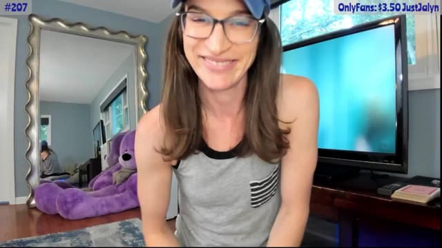Gallery image thumbnail from Jalyn's myfreecams stream on, 07/18/2024, 01:36 image 10 of 20