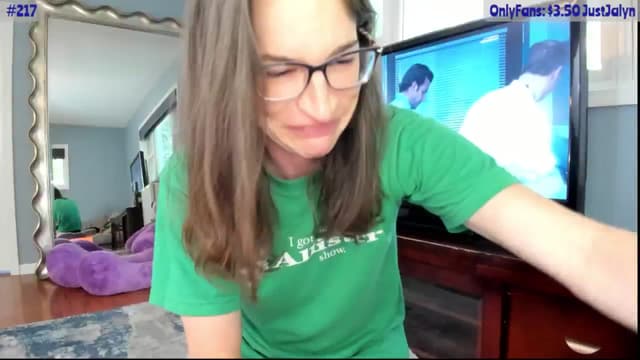 Gallery image thumbnail from Jalyn's myfreecams stream on, 07/18/2024, 23:32 image 15 of 20