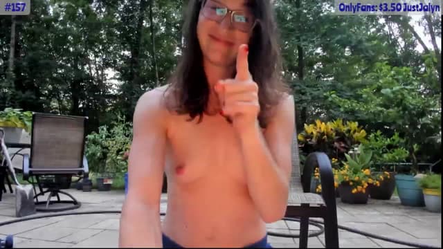 Gallery image thumbnail from Jalyn's myfreecams stream on, 08/01/2024, 24:02 image 16 of 20
