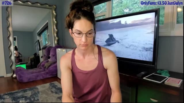 Gallery image thumbnail from Jalyn's myfreecams stream on, 08/03/2024, 24:04 image 13 of 20