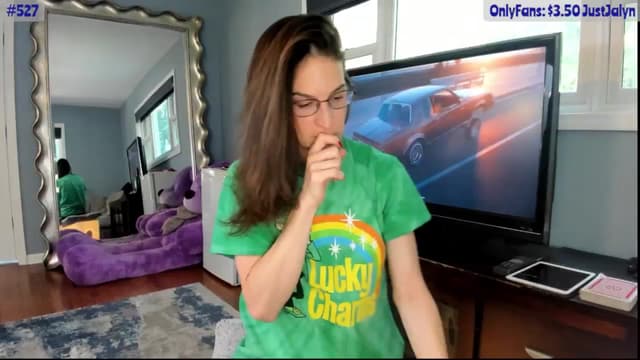 Gallery image thumbnail from Jalyn's myfreecams stream on, 08/04/2024, 22:04 image 17 of 20