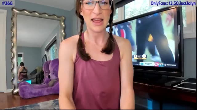 Gallery image thumbnail from Jalyn's myfreecams stream on, 08/10/2024, 24:03 image 18 of 20