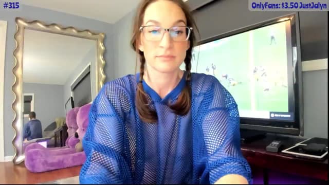 Gallery image thumbnail from Jalyn's myfreecams stream on, 08/10/2024, 02:17 image 4 of 20