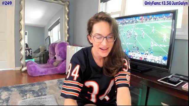 Gallery image thumbnail from Jalyn's myfreecams stream on, 08/10/2024, 19:49 image 9 of 20