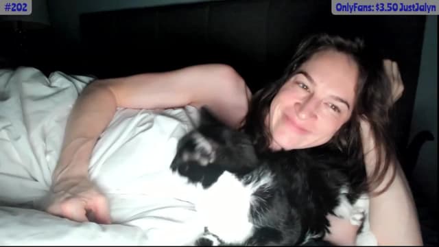 Gallery image thumbnail from Jalyn's myfreecams stream on, 08/11/2024, 11:17 image 5 of 20