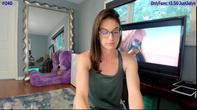 Gallery image thumbnail from Jalyn's myfreecams stream on, 08/13/2024, 24:02 image 19 of 20